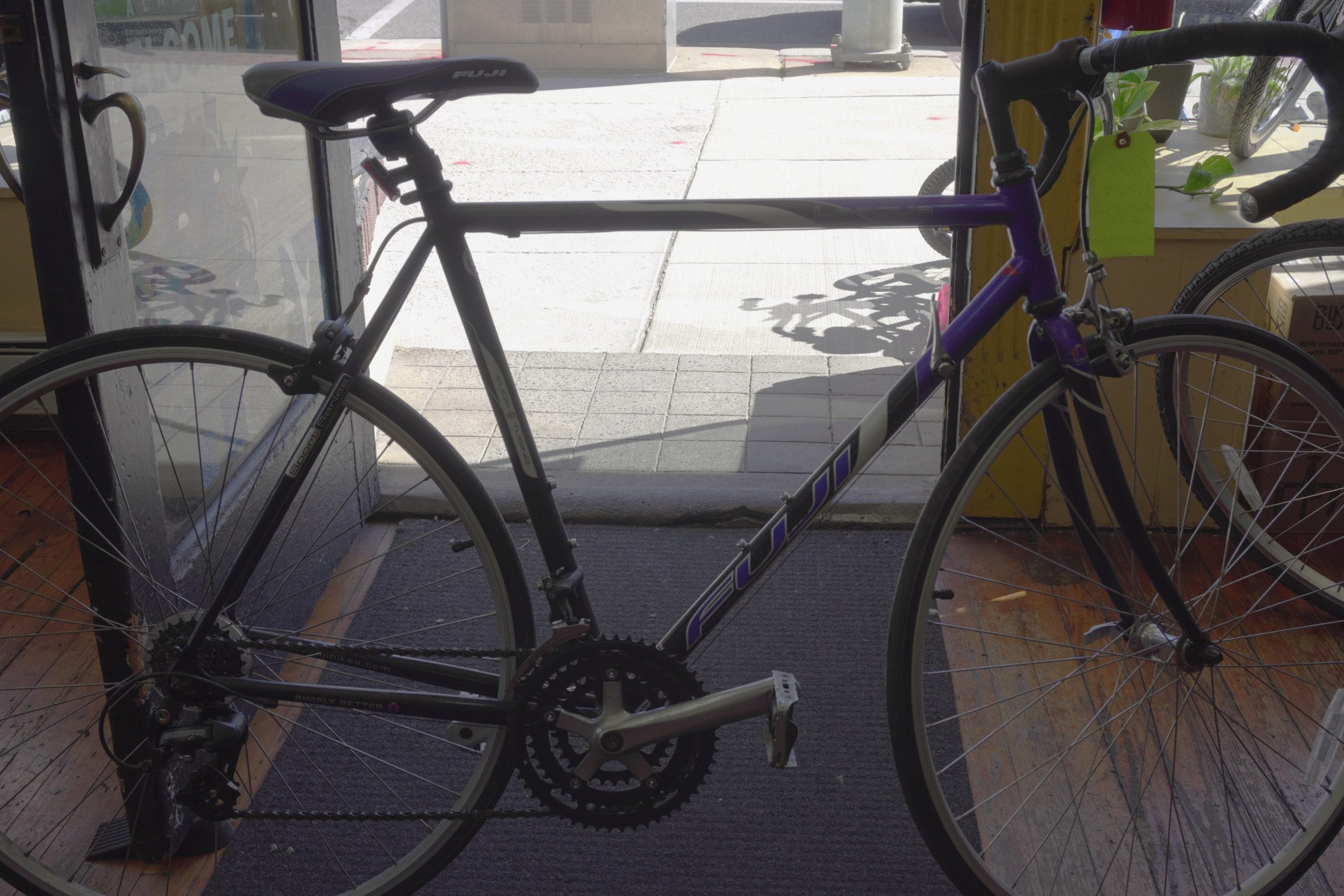 Consignment road bike - SOLD