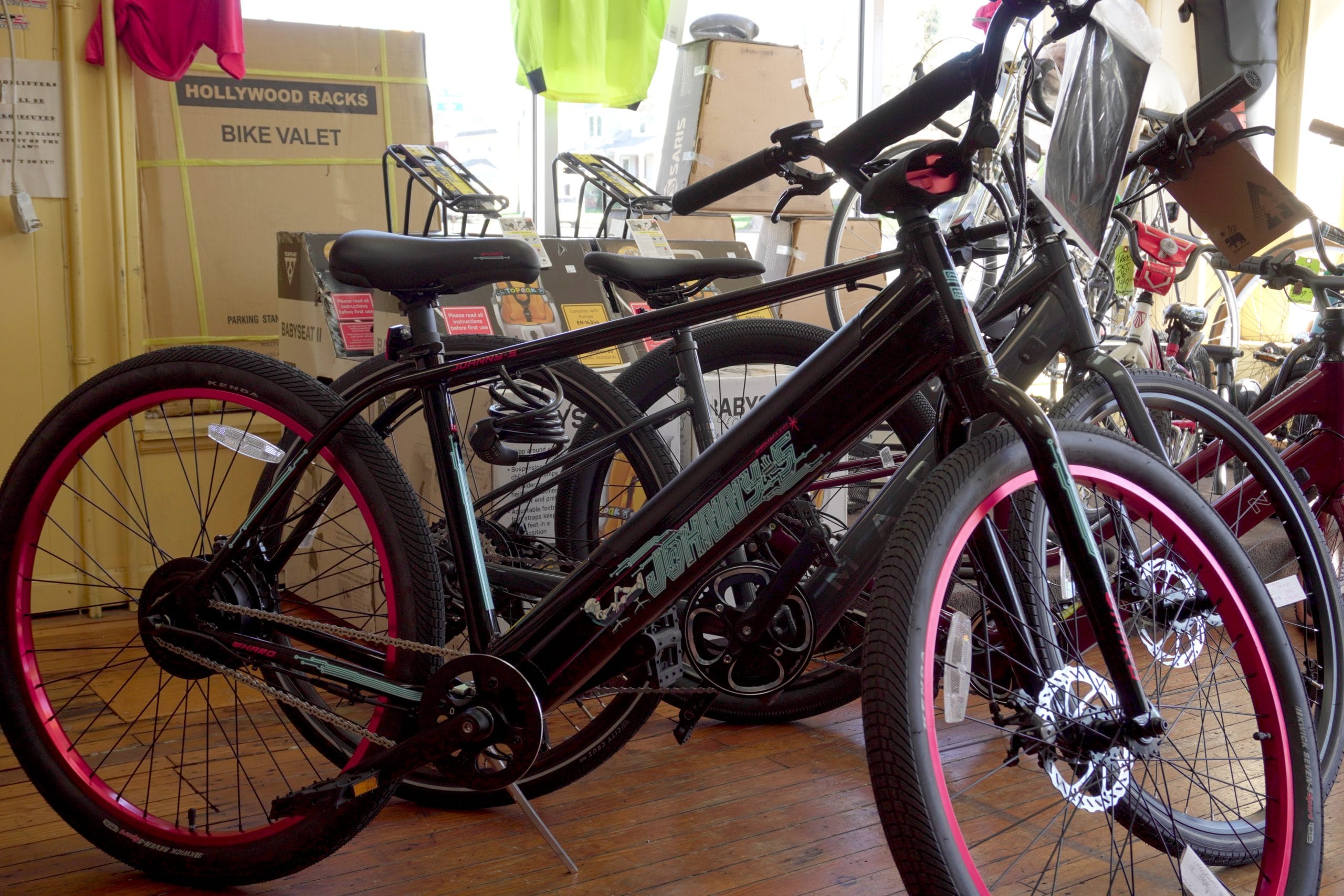 Parts and accessories wall